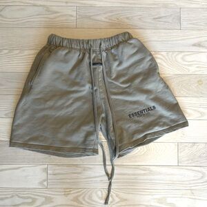 Brown essentials shorts